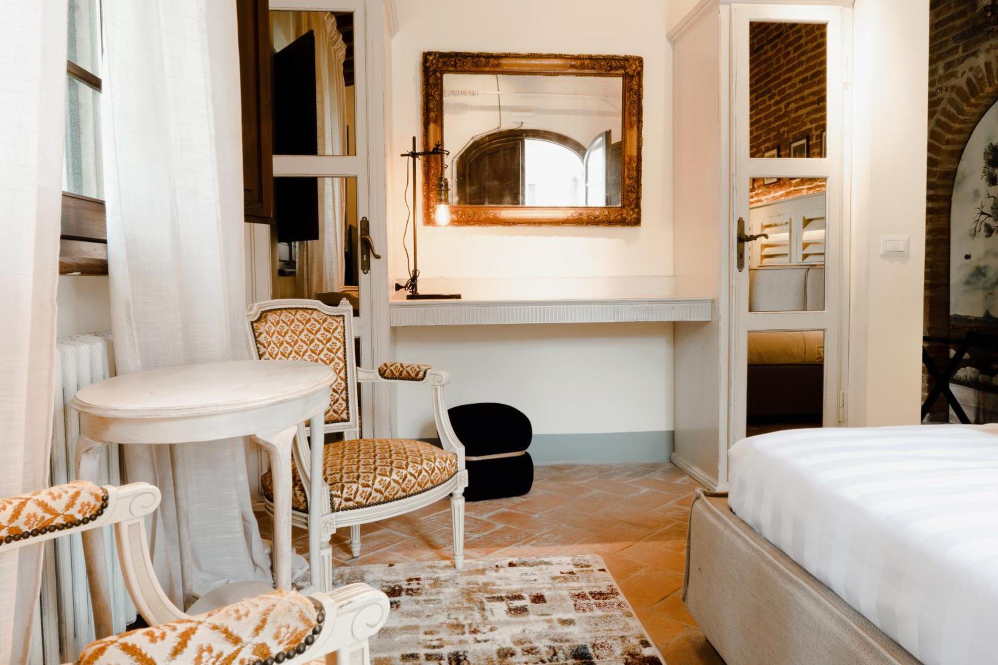 Equo Suites Petrignano Del Lago Екстериор снимка