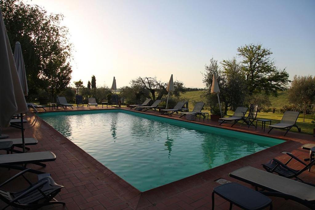 Equo Suites Petrignano Del Lago Екстериор снимка